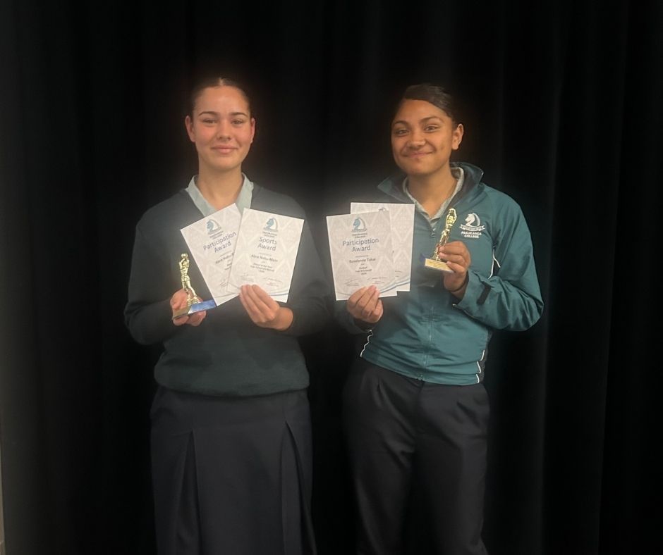 Year 9 Emerald Netball Year 9 Emerald Netball
